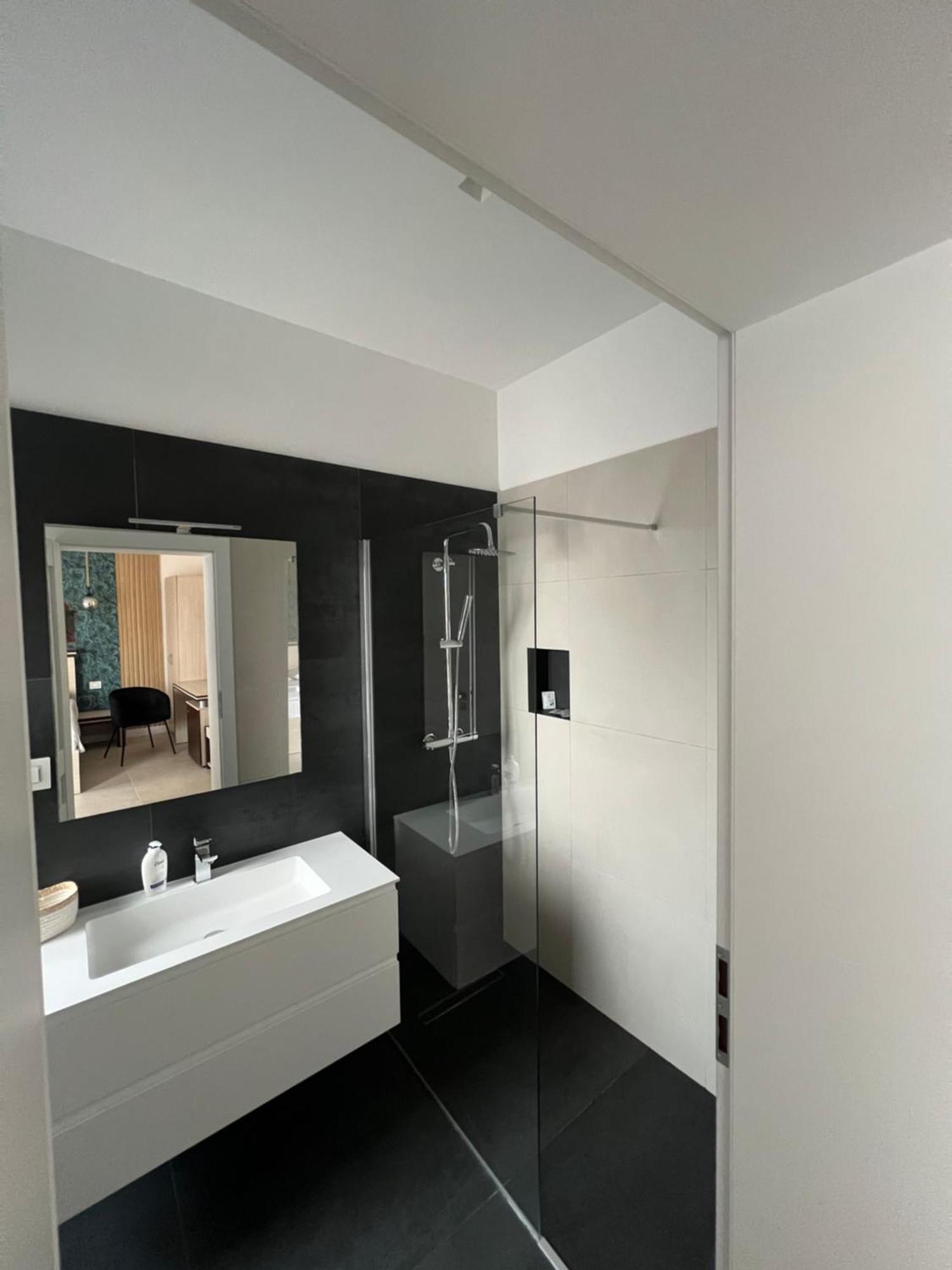 Pensiunea Villa D'Amici Mosnita Noua 外观 照片