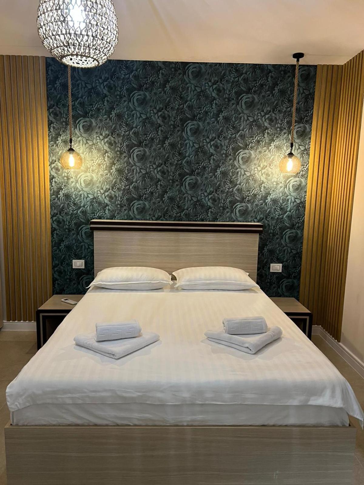 Pensiunea Villa D'Amici Mosnita Noua 外观 照片